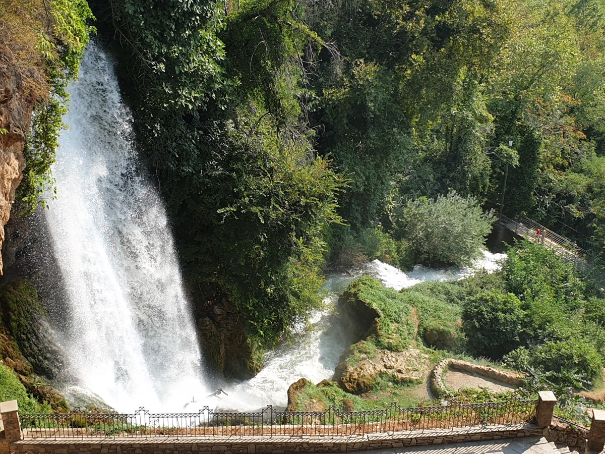 עיר המפלים הקסומה בצפון&nbsp;יוון